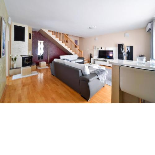 Deluxe Apartment Valentina