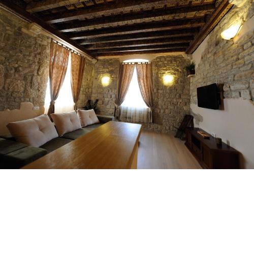 Desiderata Studio Apartment