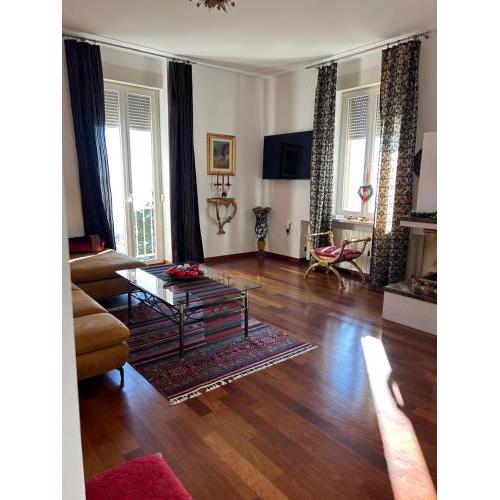 Design Villa Camellia with 2 apartments