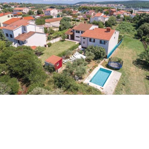 Domus Maria with swimming pool and Free parking