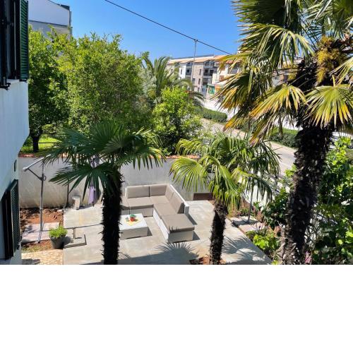 Enna Apartment 3 perfect location