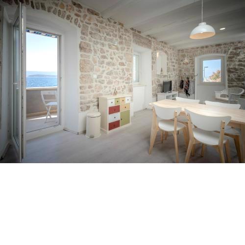 Exclusive Boutique Seaside Suites