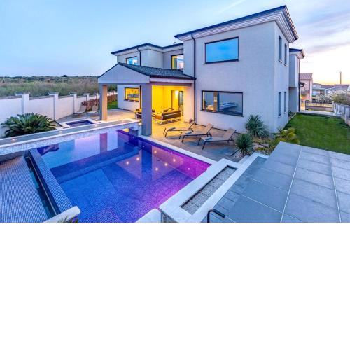 Exclusive VILLA Volme