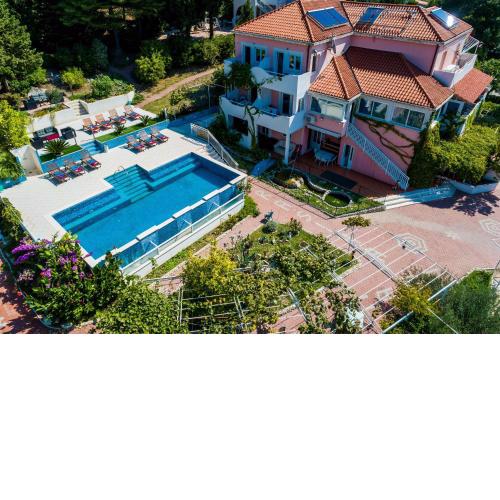 Family friendly apartments with a swimming pool Mlini, Dubrovnik - 8579