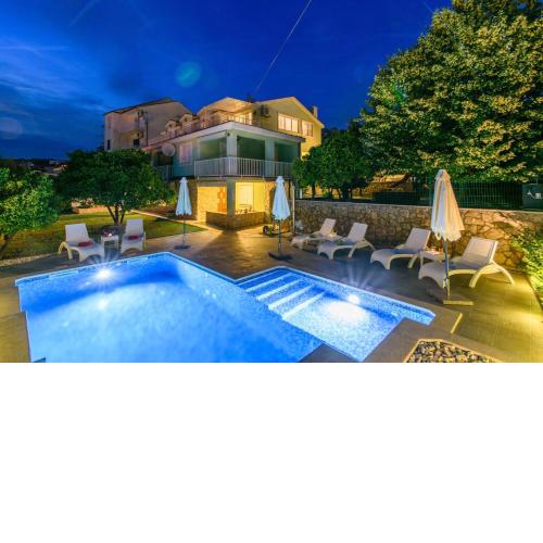 Family friendly apartments with a swimming pool Okrug Gornji, Ciovo - 18827