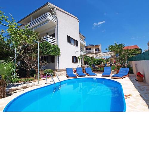 Family friendly apartments with a swimming pool Tribunj, Vodice - 4211