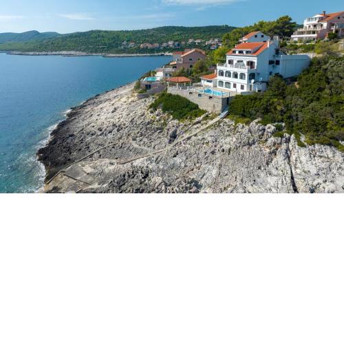 Family friendly apartments with a swimming pool Zavalatica, Korcula - 183
