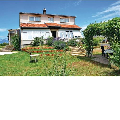 Family friendly house with a swimming pool Posedarje, Novigrad - 15785
