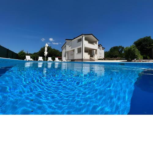 Family Villa Jelena, Cista Provo