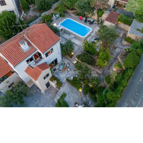 Family Villa Rošin with Garden&Pool