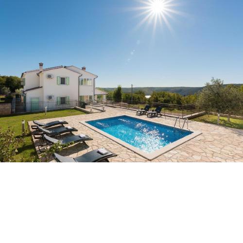 Ferienhaus mit Privatpool für 8 Personen ca 210 qm in Trget, Istrien Bucht von Raša