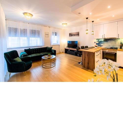 Flexible SelfCheckIns 38 - Zagreb - Garage - Loggia - New - Luxury -