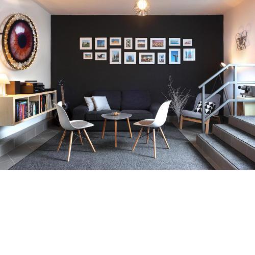 Floyd Room