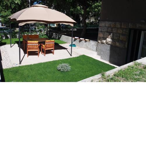 Garden apartment Vanya