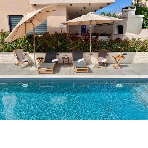 Garden Villa