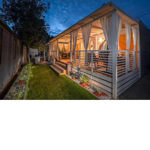 Glamour Mobile Home