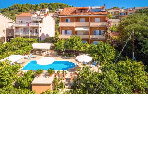 Gorgeous Apartment In Banjol With House Sea View