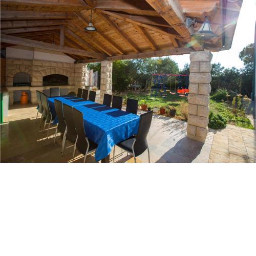 Gorgeous Apartment In Barbat With House Sea View