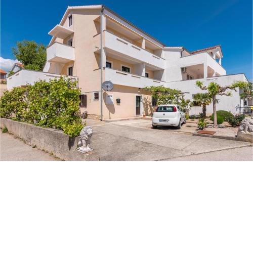 Gorgeous Apartment In Krk With Wifi