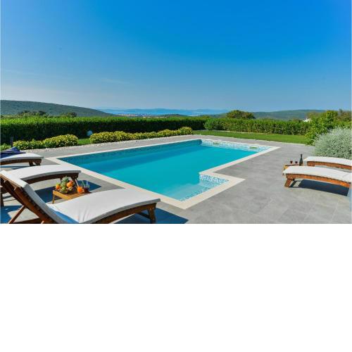 Gorgeous Home In Debeljak With Wifi