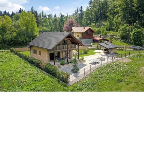 Gorgeous Home In Fuzine With Kitchen