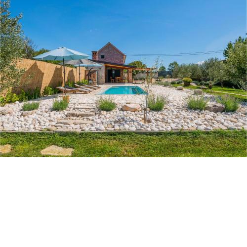 Gorgeous Home In Glavina Donja With Wifi