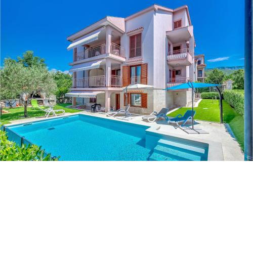 Gorgeous Home In Jadranovo With Kitchen