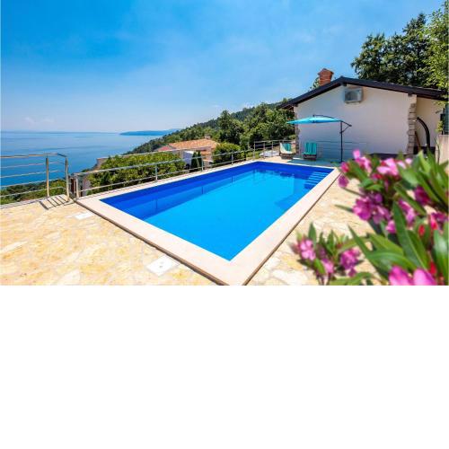 Gorgeous Home In Lovran With House Sea View