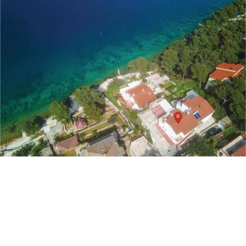 Gorgeous Home In Okrug Donji With House Sea View