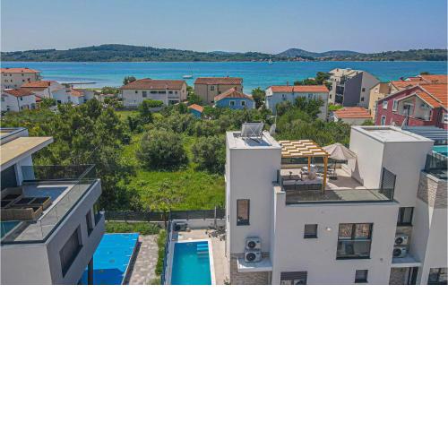 Gorgeous Home In Srima With House Sea View