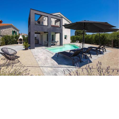 Gorgeous Home In Sveti Ivan Dobrinjski