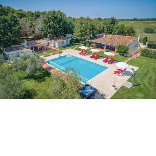 Gorgeous Home In Tar With Wifi