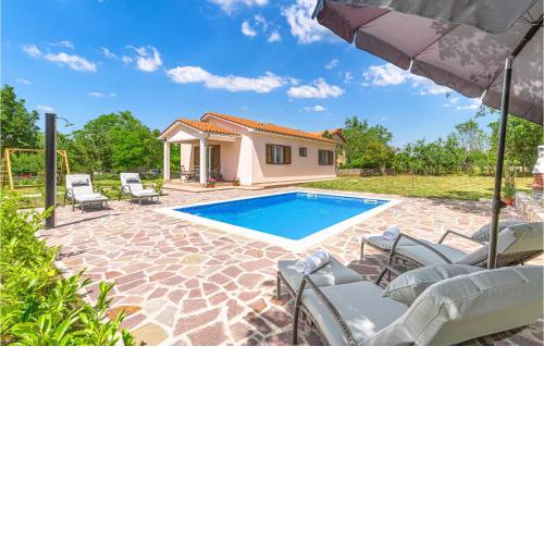 Gorgeous Home In Trget With Wifi