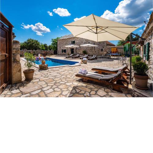 Gorgeous Home In Zelengrad With Kitchen