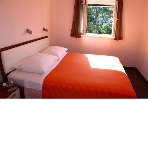 Gorgonia Suites in Verunic