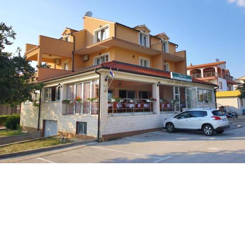 Guest Accommodation Slapovi Krke