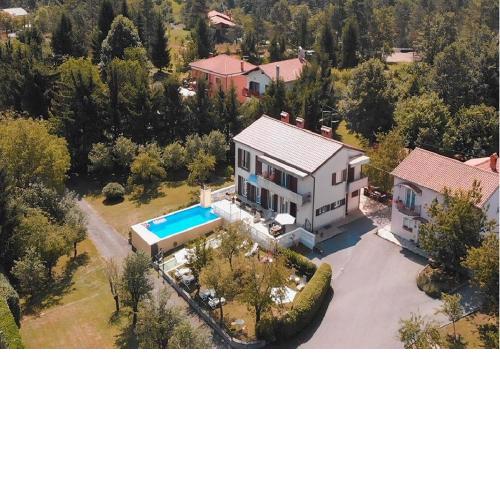 Guest House Surina App Surina's Green Holiday
