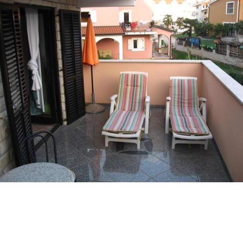 Holiday apartment in Funtana with terrace, air conditioning, WiFi, washing machine 4990-2