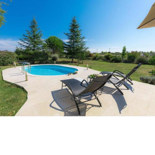 Holiday Home Bozac by Interhome