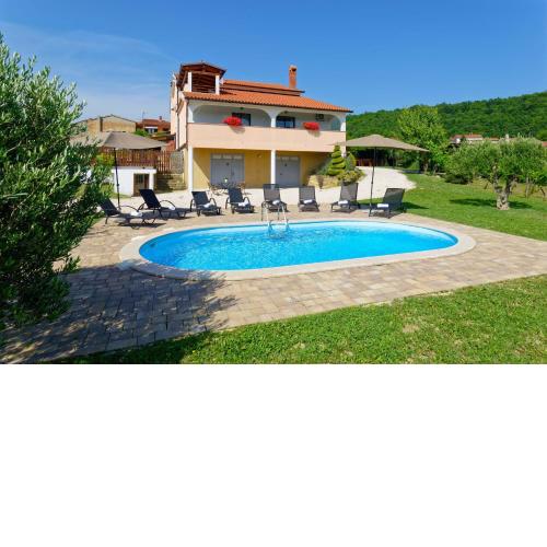 Holiday Home Brajdice by Rent Istria