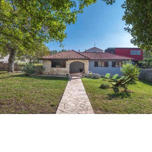 Holiday Home Cetina by Interhome