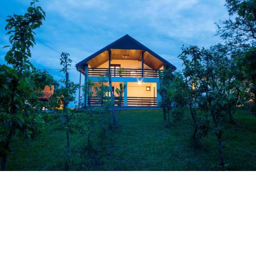 Holiday Home Dandelion with Hot Tub & Sauna