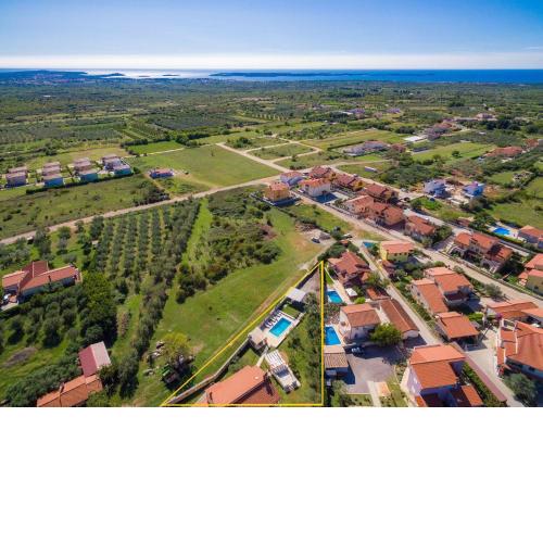 Holiday Home Debora by Interhome
