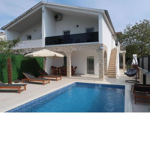 Holiday Home Domagoj by Interhome