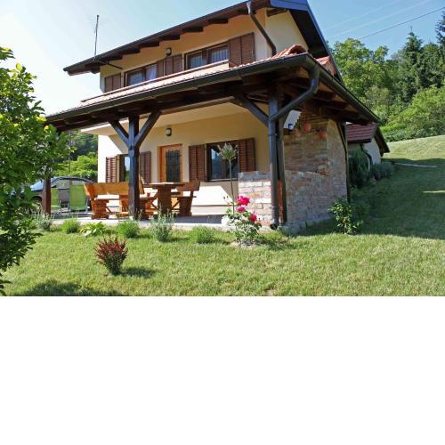 Holiday home Ema