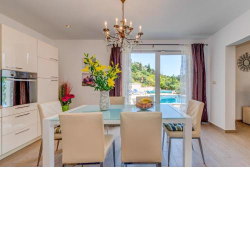 Holiday Home Figa