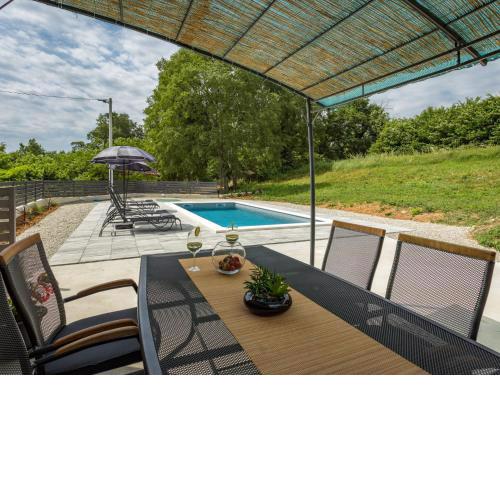 Holiday Home Hamara by Interhome