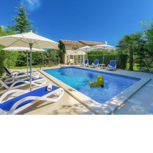 Holiday Home Hrelja by Interhome