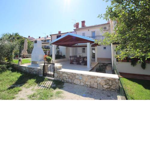 Holiday home in Porec/Istrien 9918