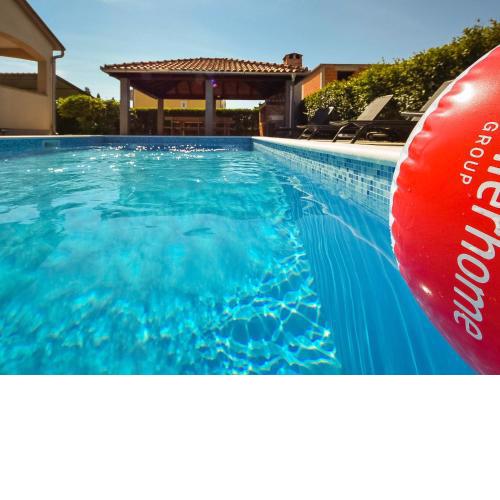 Holiday Home Jolumar by Interhome